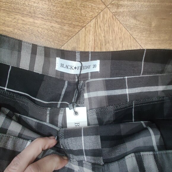 Dangerfield pants size 20 AU New (fits 16-18 US) - Picture 2 of 3